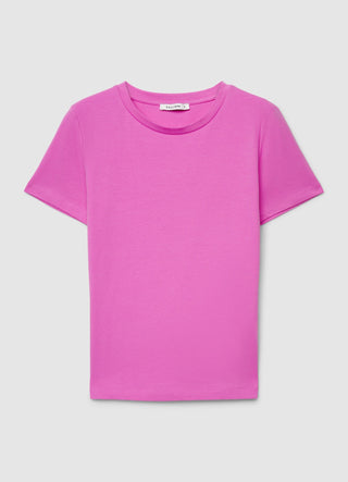 Plain-coloured T-shirt
