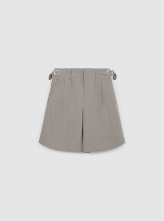 Bermuda shorts with buckles