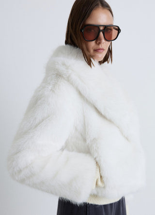 Giacca crop effetto peluche con collo rever