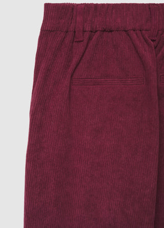 Straight-leg trousers in a solid colour with turn-up hem