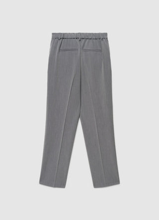 Straight trousers with pleats and an elasticated waistband