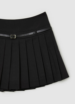 Skort a pieghe con cintura