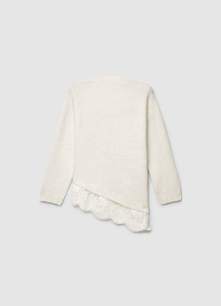 Pull doux à col en V avec dentelle à la base
