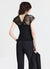 Top mit V-Ausschnitt und Spitzendetails