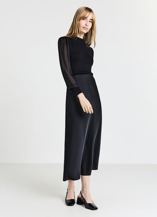 T-shirt with organza sleeves