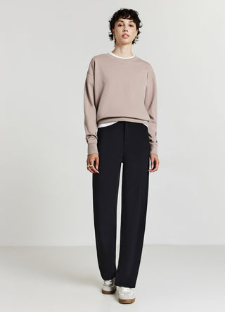 Basic crew neck sweatshirt