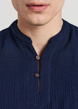 Button-Down-Hemd aus geprägtem Stoff