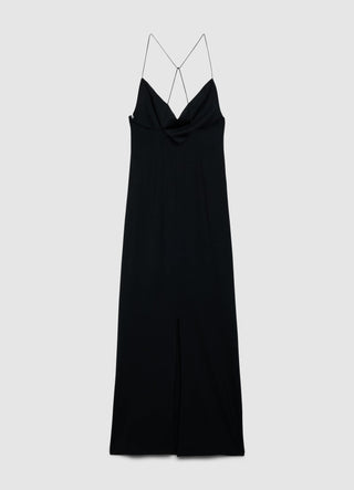 Lang kleid mit tiefem Ausschnitt und gekreuzten Trägern