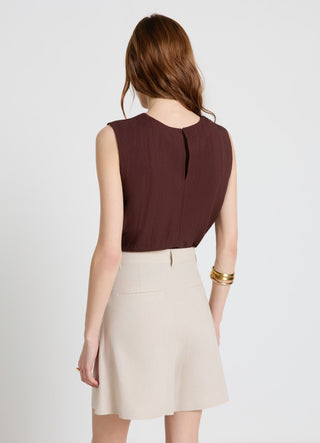 Plain-colour linen Bermuda shorts