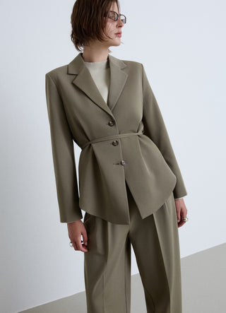 Giacca stile camicia con cintura e bottoni
