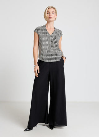 Camicia a maniche corte con stampa geometrica e collo coreano