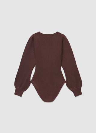 Cable-knit body with long sleeves