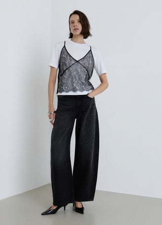 T-shirt con top in pizzo sovrapposto