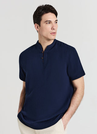 Button-Down-Hemd aus geprägtem Stoff