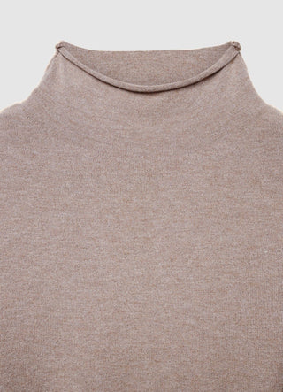 T-shirt with a high collar