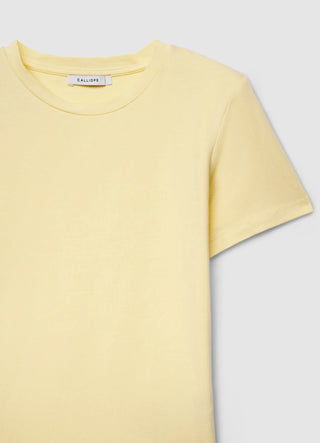 Plain-coloured T-shirt
