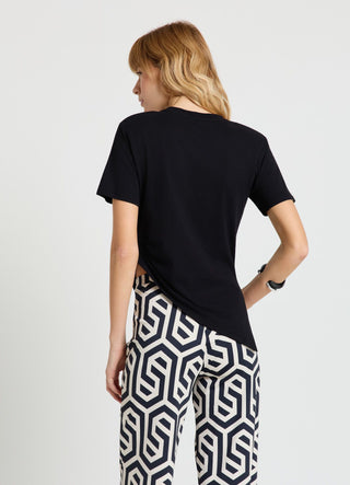 T-shirt with side ruching and asymmetric hem