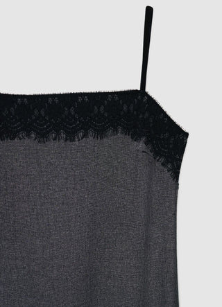 Vestito midi con spalline sottili e pizzo
