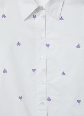 Camicia con cuoricini ricamati e perline