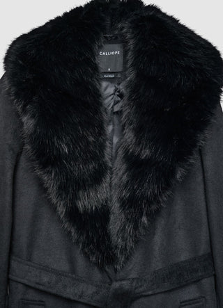 Cappotto lungo con cintura e collo effetto pelo