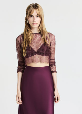 Maglia crop in pizzo con bralette