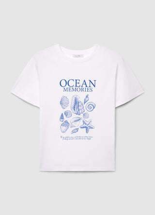 T-shirt with sea print