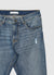 Skinny jeans with rips