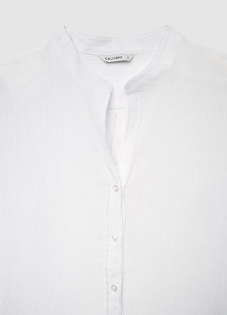 Shirt with a Mandarin collar and buttons