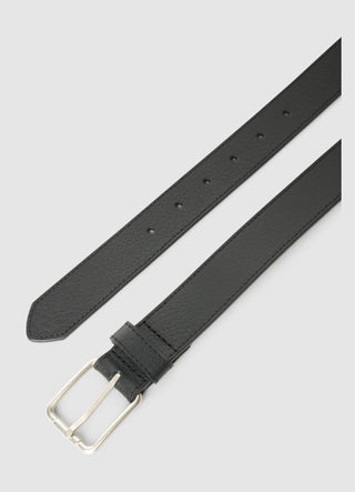 Hammered belt with buckle