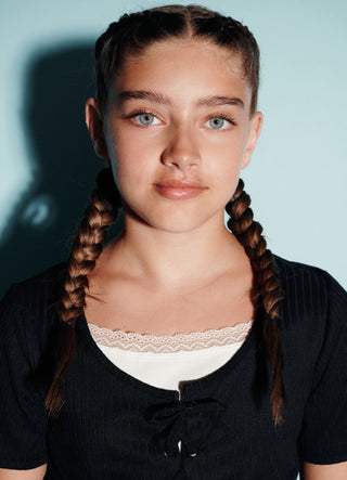 T-shirt with front tie and lace insert