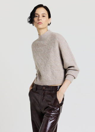 Maglia con trecce
