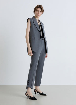 Pantalon cigarette avec boutons au bas