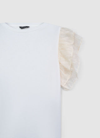 T-shirts with ruffle sleeves