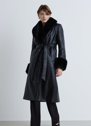 Trench lungo con cintura e collo in pelo sintetico
