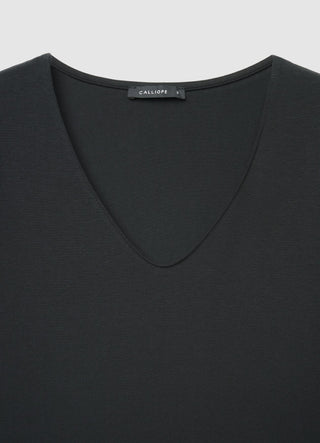 Long-sleeve body with V-neckline