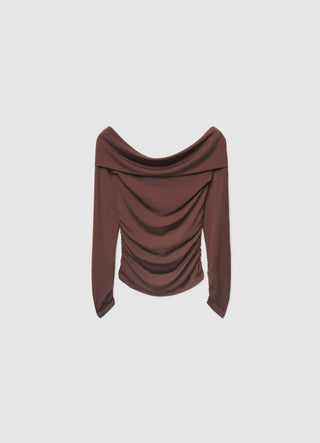 T-shirt con spalle scoperte e arricciature