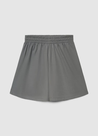 Plain-coloured gym shorts with an elasticated waistband